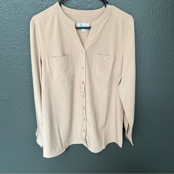 Denim & Co. Roll Tab Sleeve Button Front Soft Utility Tunic - Picture 4 of 9